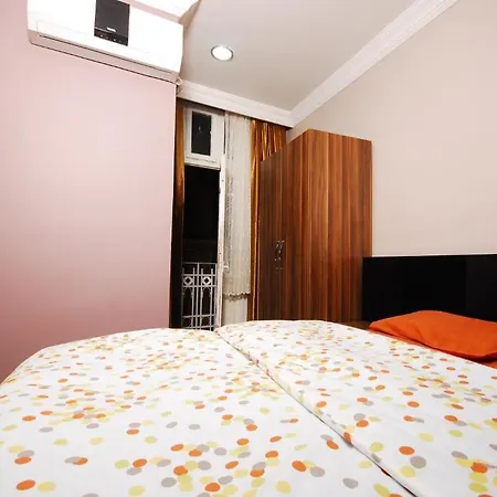 Hotel Subrosa 3*