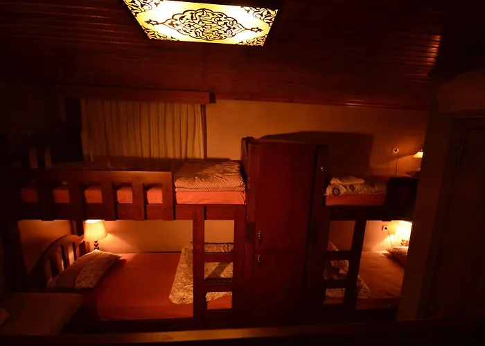 ホテル Subrosa イスタンブール