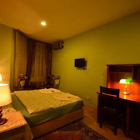 Hotel Subrosa 3*